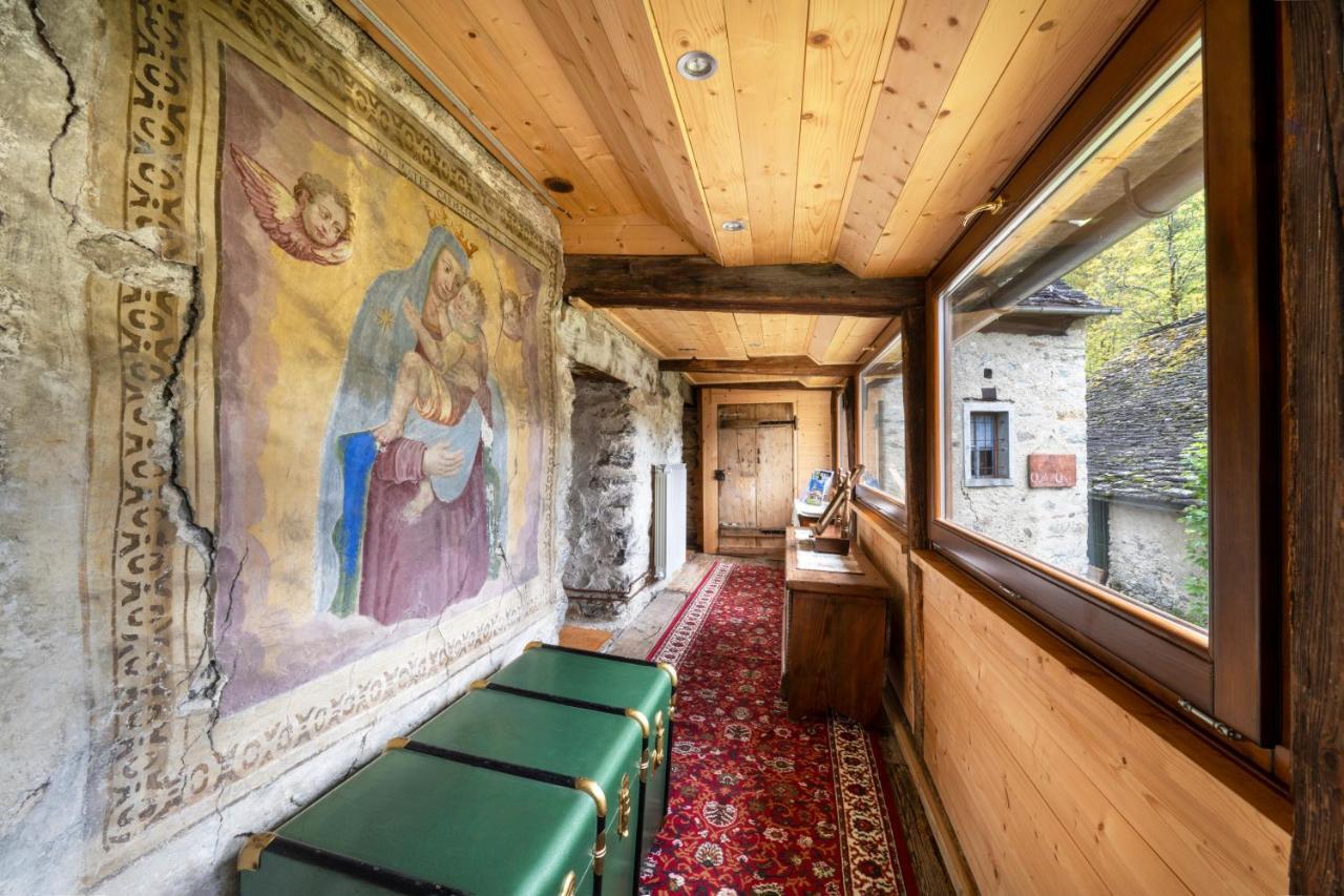 B&B Casa Quaroni Anzino Екстериор снимка